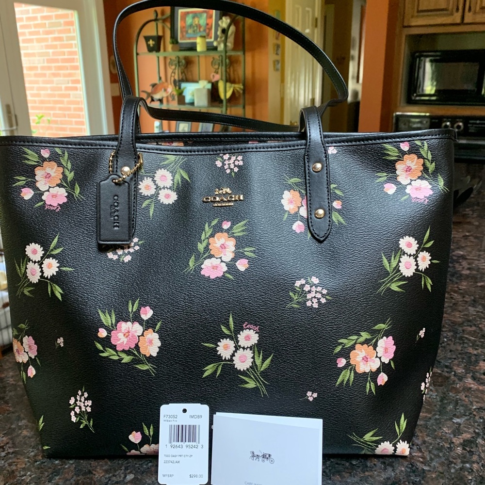 Coach Floral Print Purse ❤️NEW❤️